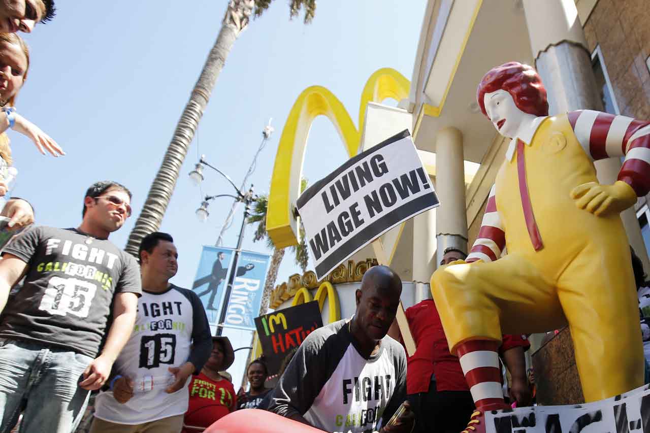 FAST-FOOD-WORKERS-STRIKE